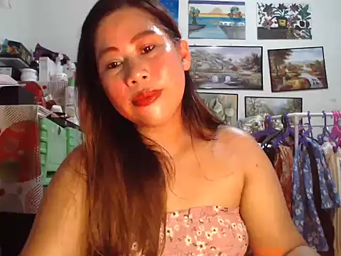 filipina beauty online show from 11/12/25, 06:45