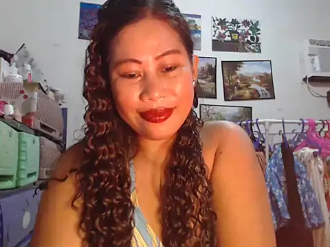 filipina beauty online show from 10/30/25, 06:05