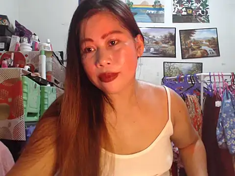 filipina beauty online show from 12/17/25, 05:07