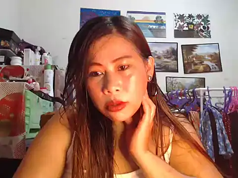 filipina beauty online show from 11/15/25, 02:43