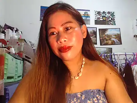filipina beauty online show from 10/28/25, 06:40