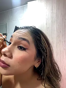 NicoleArmani online show from 10/21/25, 04:28