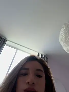 NicoleArmani online show from 09/26/25, 04:14