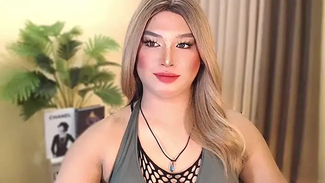 UrGoddess Kiera online show from 10/23/25, 05:11