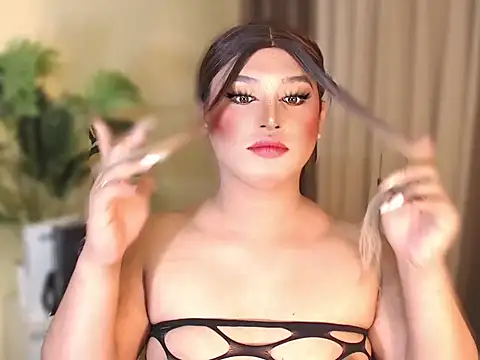 UrGoddess Kiera online show from 10/14/25, 04:29