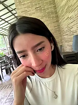 Snapshot of Min_junn chatting on 10/03/25, 08:43 Min junn online show from 10/03/25, 08:43