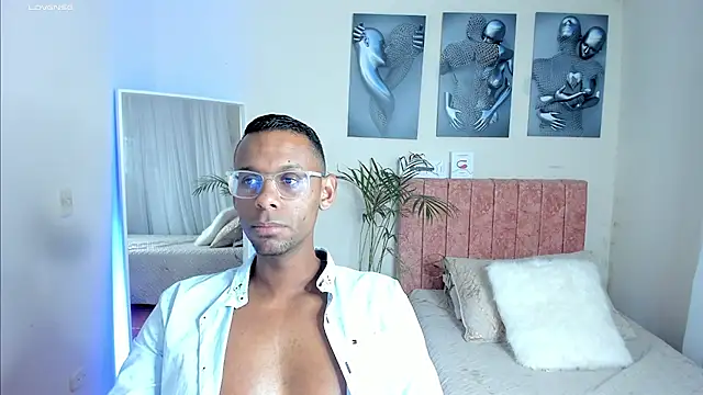 Snapshot of KingEdward_ chatting on 11/12/25, 11:03 KingEdward online show from 11/12/25, 11:03