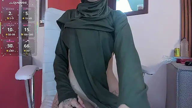 Snapshot of seraphine_arabic chatting on 12/02/25, 01:57 seraphine arabic online show from 12/02/25, 01:57