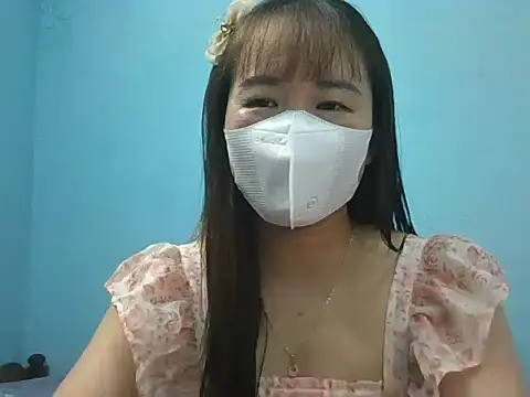 AmyChan99 online show from 11/10/25, 12:21