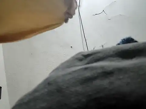 Ferxxxo1503 online show from 04/14/26, 04:50