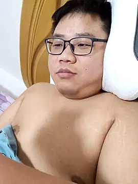  KaiXin  online show from 11/18/25, 03:15