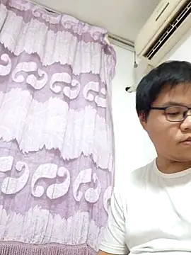  KaiXin  online show from 10/28/25, 01:32