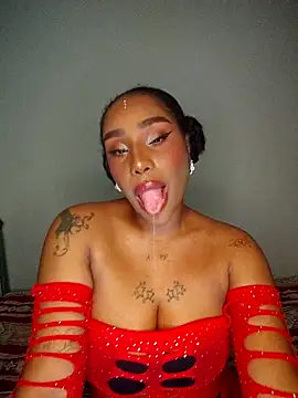 Queen Amara online show from 01/07/26, 03:44