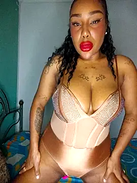 Queen Amara online show from 03/11/26, 04:06