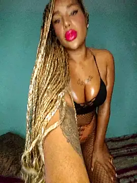 Snapshot of Queen_Amara chatting on 11/02/25, 02:38 Queen Amara online show from 11/02/25, 02:38