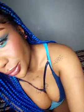 Queen Amara online show from 04/05/26, 03:35