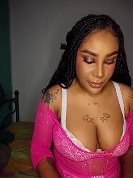 Queen Amara online show from 05/12/26, 03:58