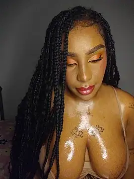 Queen Amara online show from 05/22/26, 04:10