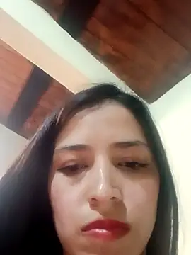 vanessalovetrip online show from 09/21/25, 07:19