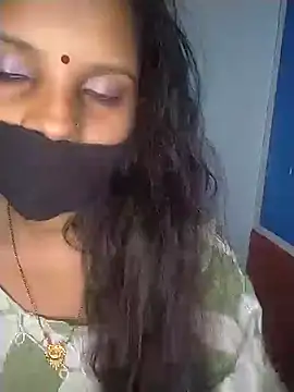 Snapshot of Komal-Rajput chatting on 10/26/25, 06:41 Komal-Rajput online show from 10/26/25, 06:41