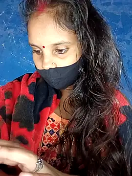 Komal-Rajput online show from 11/25/25, 04:40