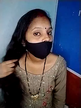 Snapshot of Komal-Rajput chatting on 10/06/25, 06:30 Komal-Rajput online show from 10/06/25, 06:30