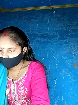 Komal-Rajput online show from 11/19/25, 06:02