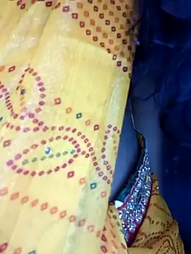 Komal-Rajput online show from 12/16/25, 04:33