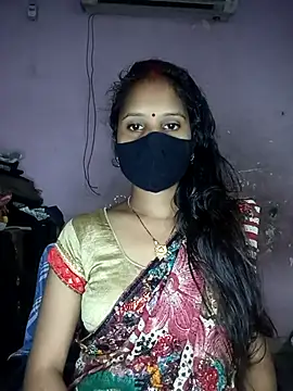 Komal-Rajput online show from 12/19/25, 03:36