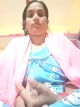 Snapshot of Hot-kal93 chatting on 11/03/25, 08:45 Hot-kal93 online show from 11/03/25, 08:45