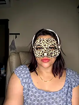 SLNatasha online show from 11/22/25, 10:25