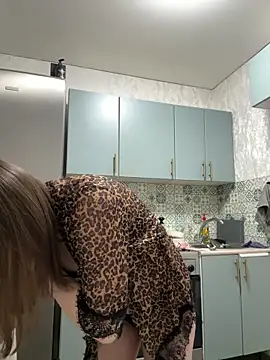 Risky-Flower online show from 12/19/25, 06:10