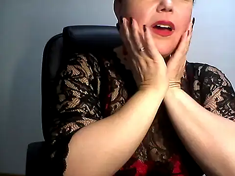 EllaLove2277 online show from 10/26/25, 06:30