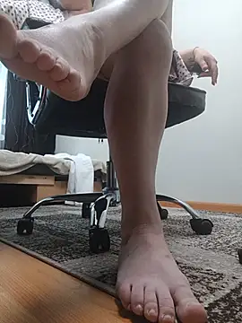EllaLove2277 online show from 05/28/26, 06:32
