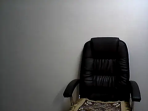 EllaLove2277 online show from 10/29/25, 06:40