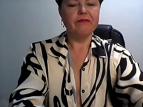 EllaLove2277 online show from 10/19/25, 05:10