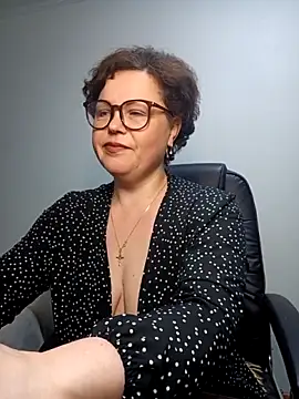 EllaLove2277 online show from 04/08/26, 05:31