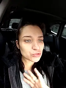 Snapshot of Maialona78 chatting on 11/17/25, 10:41 Maialona78 online show from 11/17/25, 10:41