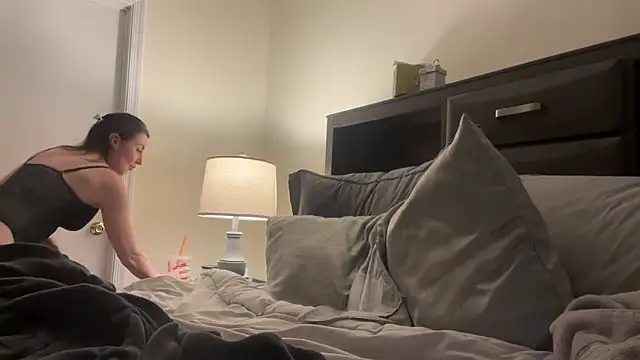 NurseStephania online show from 12/18/25, 04:50