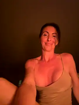 NurseStephania online show from 09/14/25, 02:45