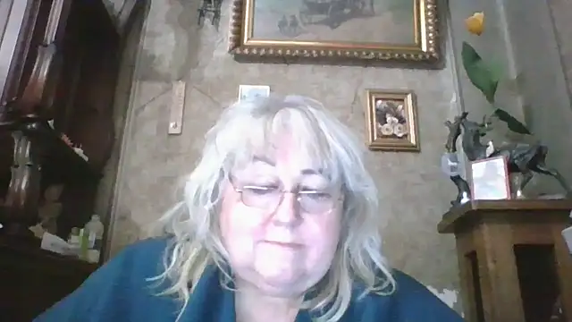 Lala-Love56 online show from 12/17/25, 07:08