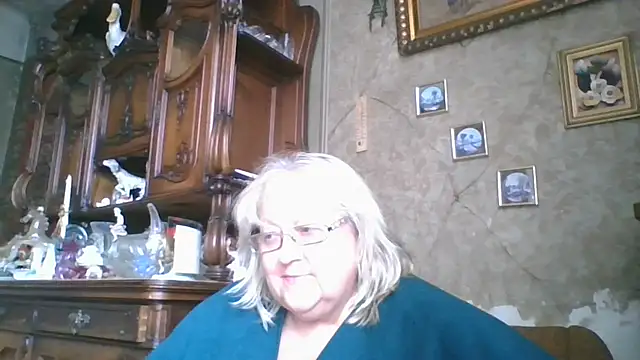 Snapshot of Lala-Love56 chatting on 09/12/25, 09:53 Lala-Love56 online show from 09/12/25, 09:53