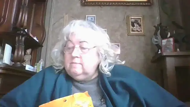 Lala-Love56 online show from 12/21/25, 10:28