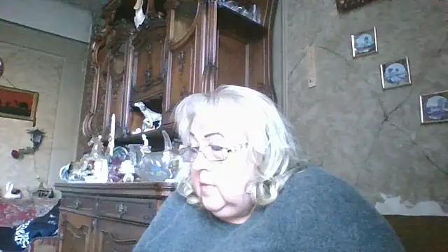 Snapshot of Lala-Love56 chatting on 10/15/25, 02:03 Lala-Love56 online show from 10/15/25, 02:03