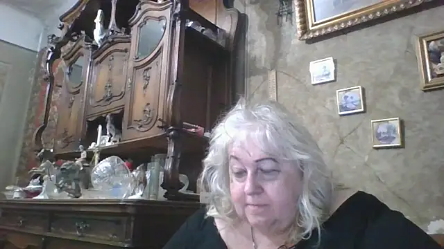 Lala-Love56 online show from 05/12/26, 06:03
