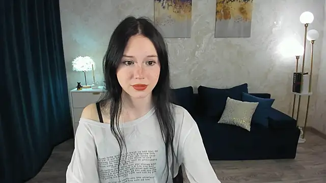 VioletHarme online show from 04/16/26, 11:44