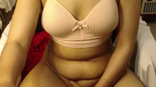 erotic indiancam online show from 03/29/26, 11:01