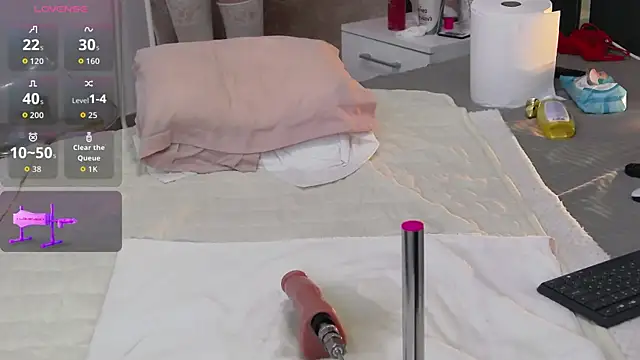 Snapshot of RubbiDark chatting on 02/20/26, 06:26 RubbiDark online show from 02/20/26, 06:26