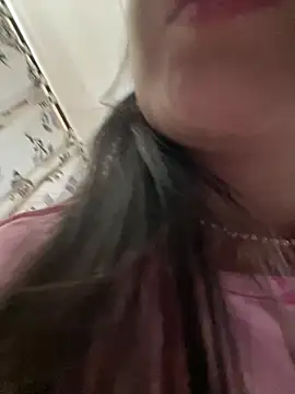 amberbakee online show from 10/30/25, 01:42