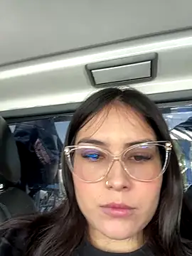 amberbakee online show from 10/20/25, 04:07